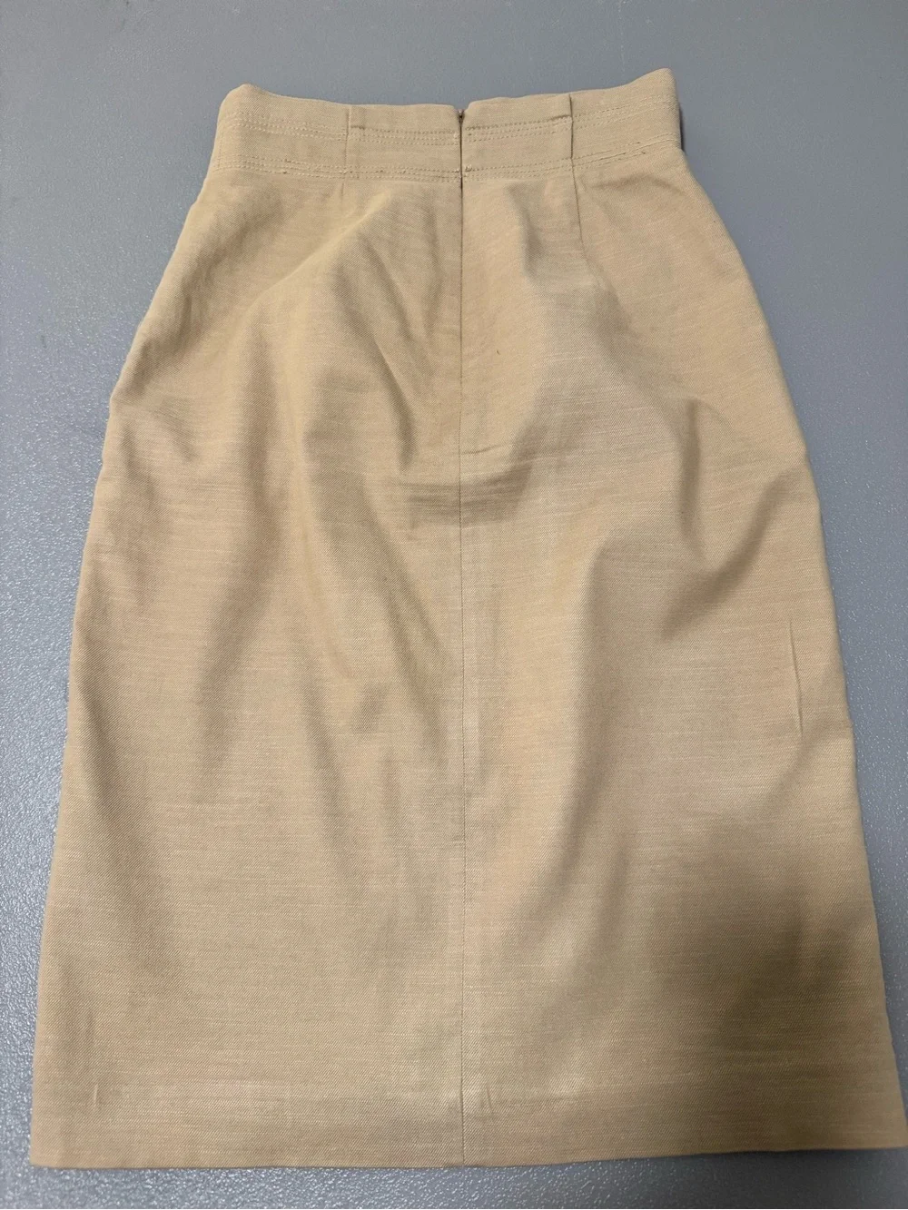 Ann Taylor Tan Pencil Skirt Size 00 - Picture 2 of 8